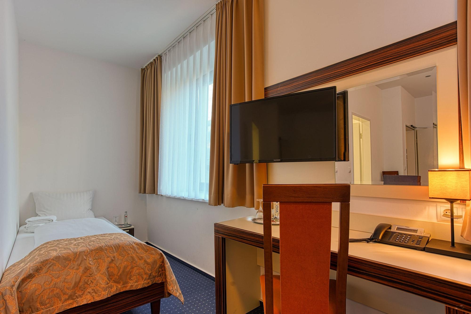 Centro Hotel Braunschweig City, Trademark Collection By Wyndham Exterior photo