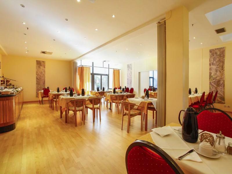 Centro Hotel Braunschweig City, Trademark Collection By Wyndham Exterior photo